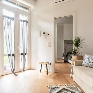 La Casa Sull'albero Navigli Milan