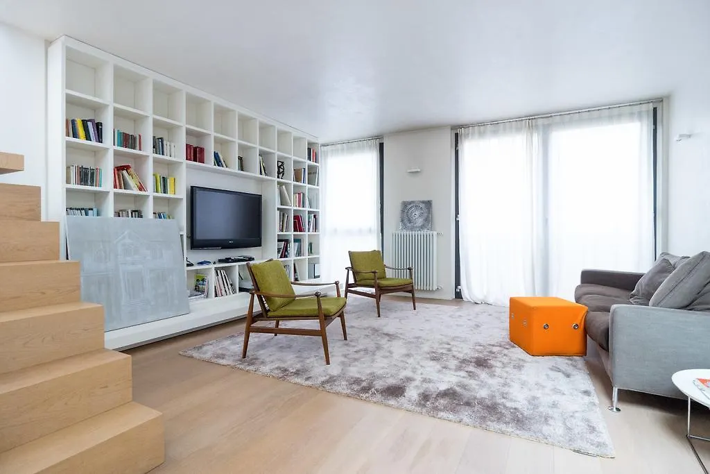 Center Design House Apartment Milan