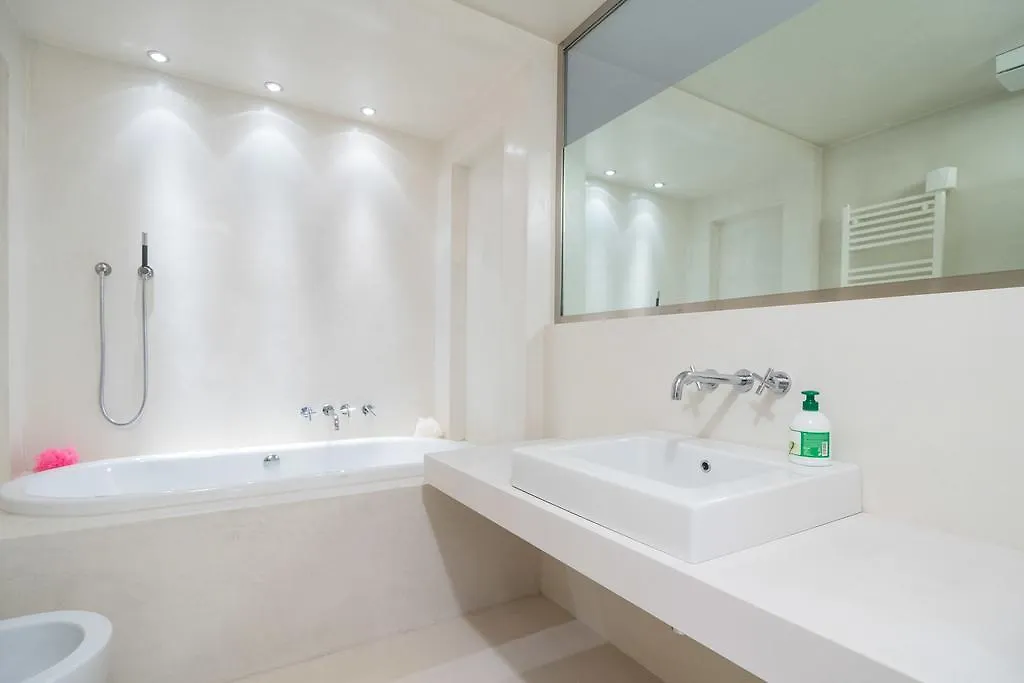 Center Design House Apartment Milan 0*,  Italy