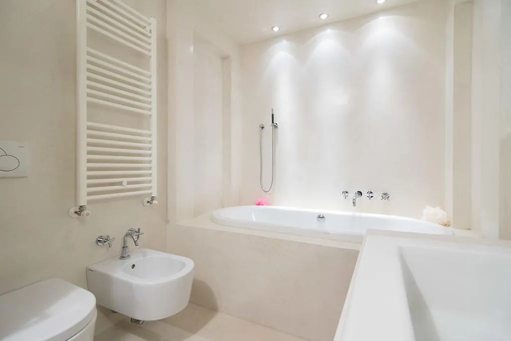 Center Design House Apartment Milan